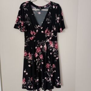 Torrid Dress Size 10 Black Pink Moody Floral Romantic Cottagecore‎ Whimsigoth